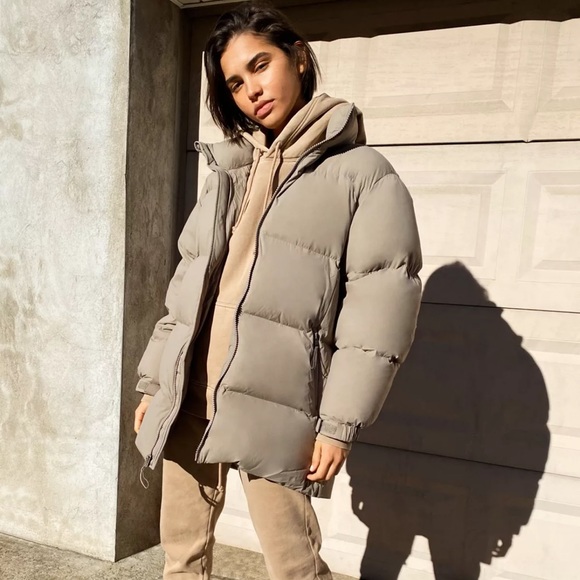 BLACK MEGA PUFF MID - Picture 2 of 4